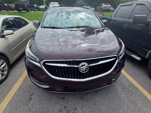 Used 2019 Buick Enclave Essence FWD image 3