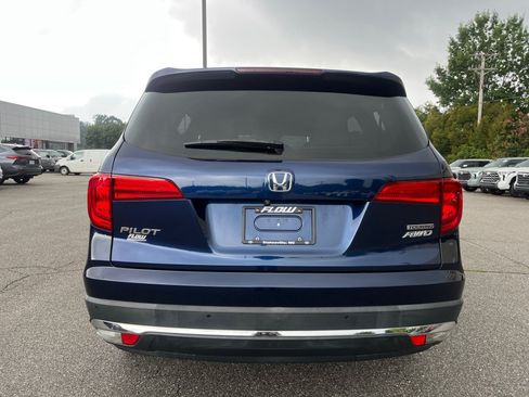 Used 2017 Honda Pilot Touring image 17