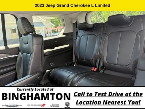 Used 2023 Jeep Grand Cherokee L Limited AWD/4WD image 16