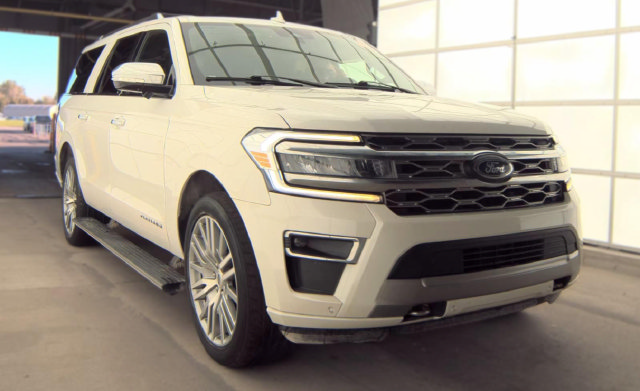 Used 2023 Ford Expedition Max Platinum AWD/4WD image 8