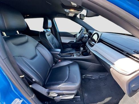 Used 2024 Jeep Compass Limited image 26