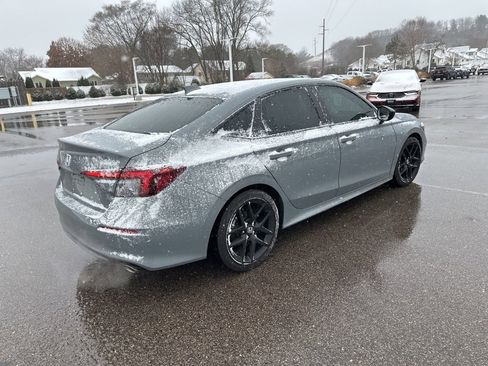 Certified 2025 Honda Civic Sport image 10