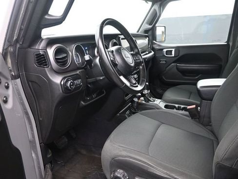 Used 2022 Jeep Gladiator Sport AWD/4WD image 7