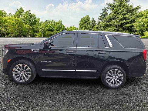 Used 2021 GMC Yukon Denali w/ Advanced Technology Package AWD/4WD image 8
