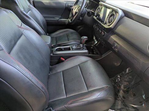 Used 2021 Toyota Tacoma TRD Pro AWD/4WD image 19