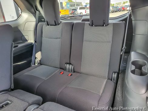 Used 2020 Nissan Pathfinder S AWD/4WD image 9