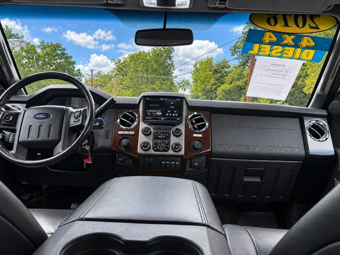 Used 2016 Ford F250 Lariat w/ Lariat Interior Package AWD/4WD image 12