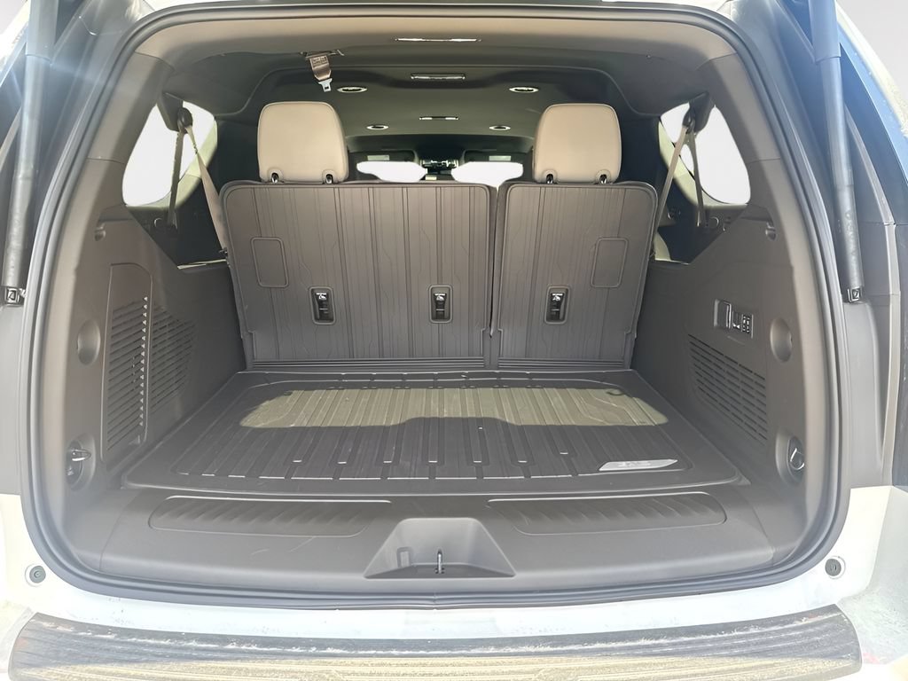 New 2026 GMC Yukon XL Elevation w/ LPO, Floor Liner Package RWD image 25