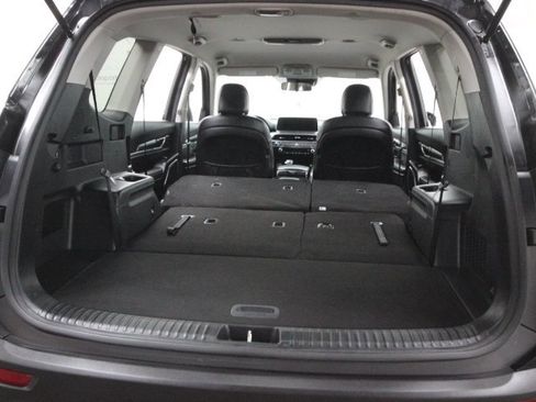 Used 2022 Kia Telluride LX image 7