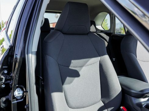 Certified 2024 Toyota RAV4 LE AWD/4WD image 23