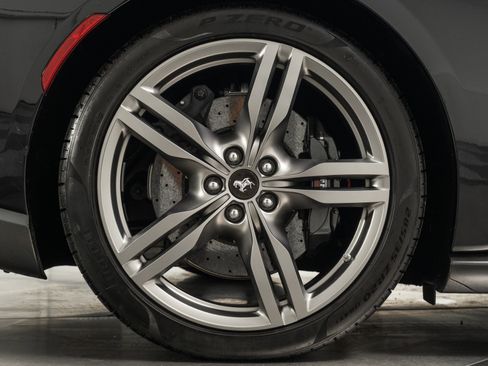 Used 2020 Ferrari Portofino image 43