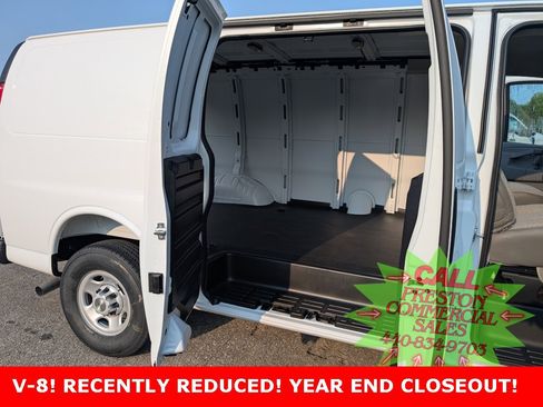 New 2025 Chevrolet Express 2500 w/ Driver Convenience Package image 18