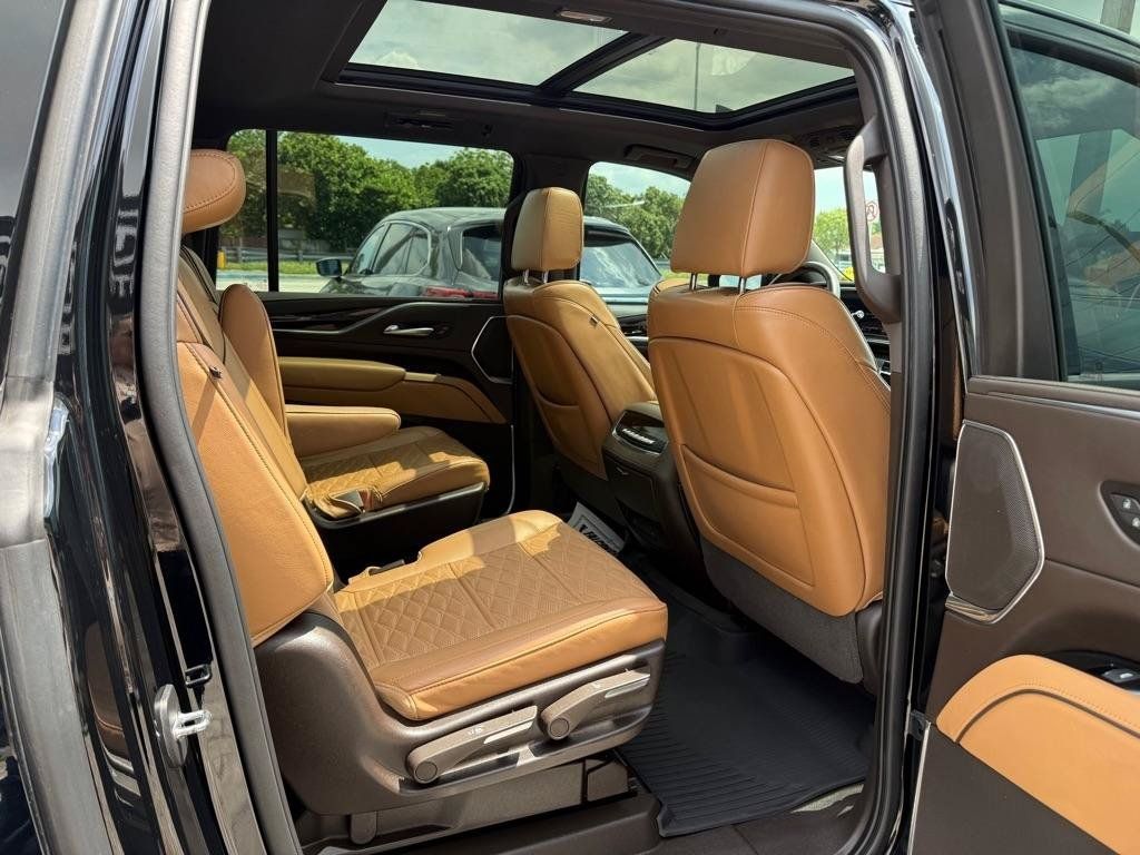 Used 2022 Cadillac Escalade ESV Sport w/ Touring Package AWD/4WD image 42