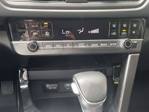 Used 2024 Kia Seltos EX AWD/4WD image 26