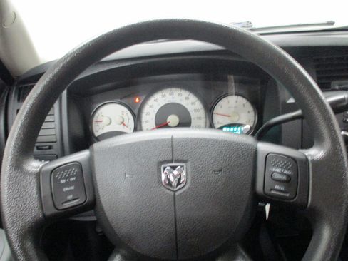 Used 2010 Dodge Dakota Big Horn w/ Extra Security Group image 27