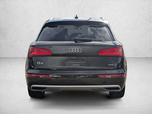 Used 2019 Audi Q5 2.0T Premium Plus w/ Premium Plus Package AWD/4WD image 7