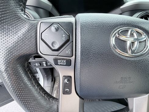 Used 2018 Toyota Tacoma Limited AWD/4WD image 12