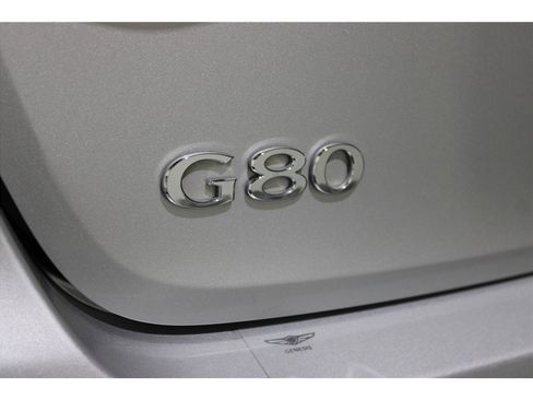 Used 2018 Genesis G80 3.8 image 17