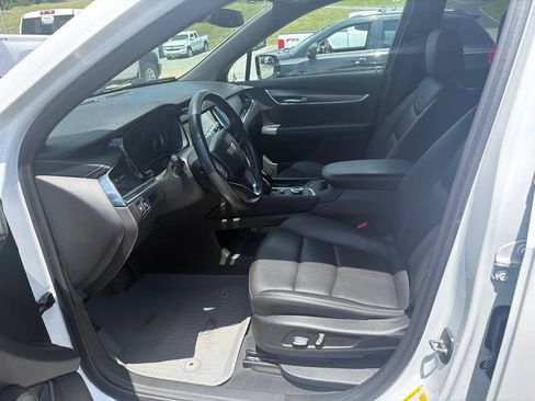 Used 2021 Cadillac XT6 Luxury AWD/4WD image 9