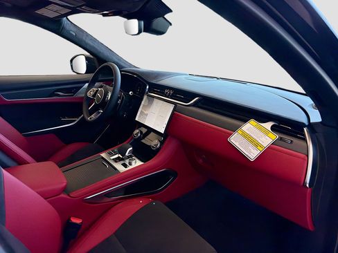 New 2026 Jaguar F-PACE SVR 575 Edition image 15