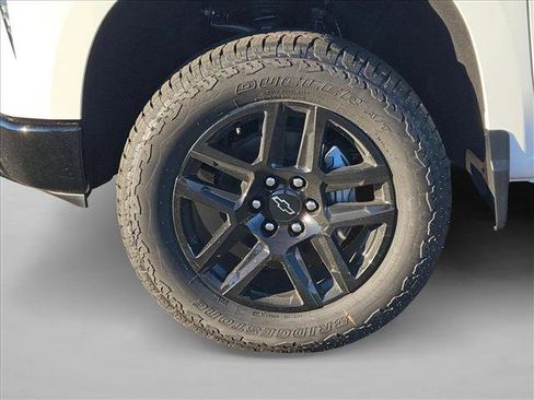 New 2026 Chevrolet Silverado 1500 LT Trail Boss w/ LT Trail Boss Premium Package image 10