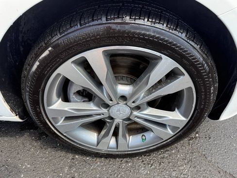 Used 2015 Mercedes-Benz C 300 4MATIC Sedan w/ Multimedia Package image 12