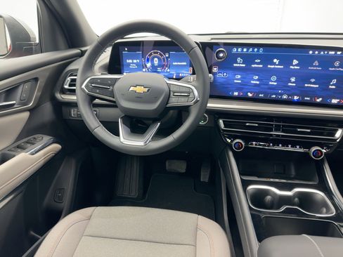 New 2026 Chevrolet Traverse LT image 26