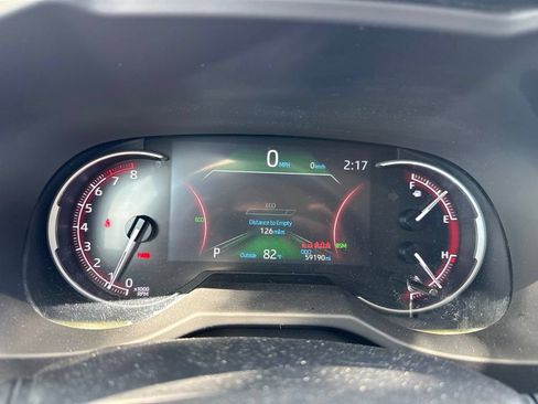 Used 2024 Toyota RAV4 XLE FWD image 18