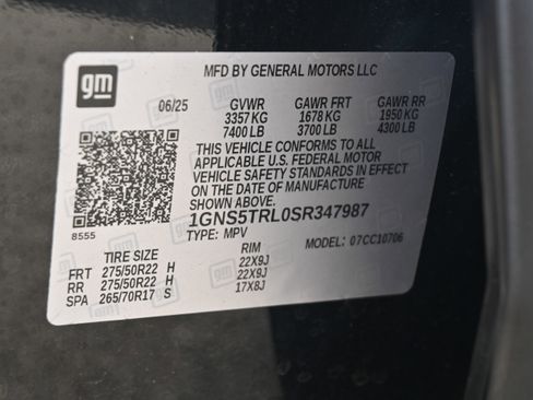 Used 2025 Chevrolet Tahoe High Country image 17