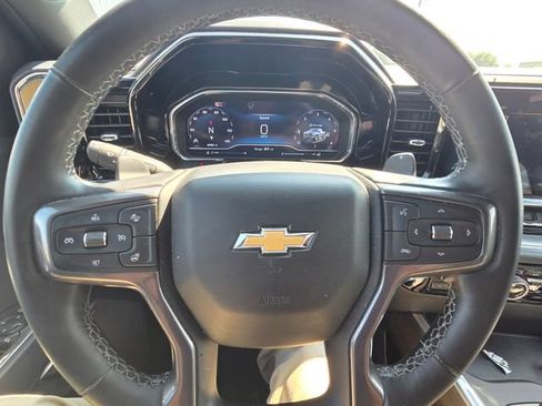 Used 2025 Chevrolet Silverado 1500 High Country w/ Technology Package AWD/4WD image 14