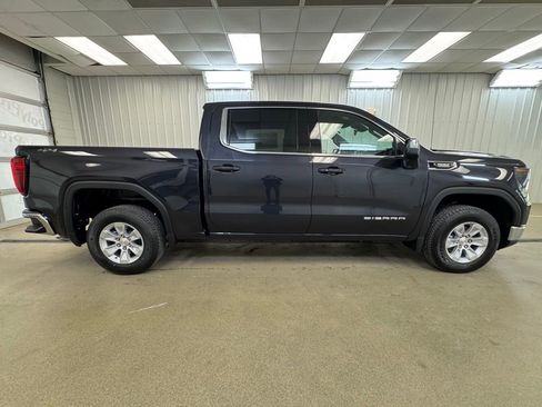 New 2026 GMC Sierra 1500 SLE AWD/4WD image 5