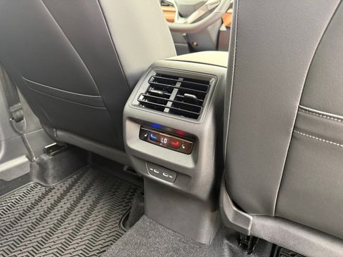 New 2026 Volkswagen Tiguan SEL R-Line AWD/4WD image 29