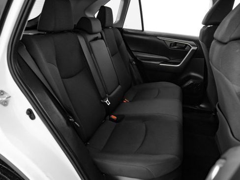 Used 2024 Toyota RAV4 LE image 32