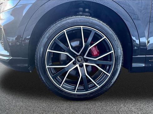 Used 2021 Audi Q8 Premium Plus w/ Premium Plus Package image 34