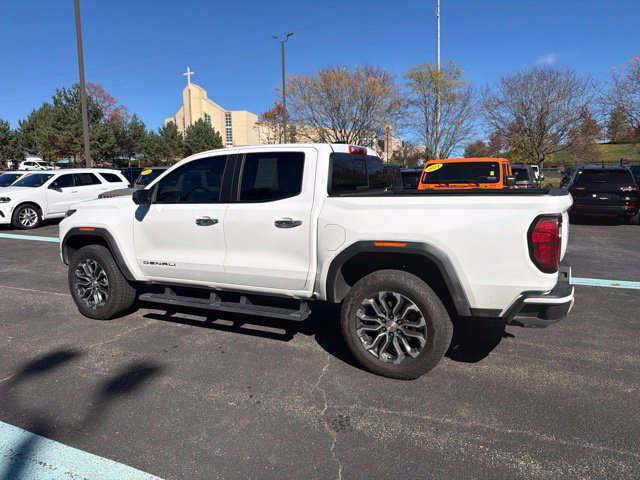 Used 2026 GMC Canyon Denali AWD/4WD image 3