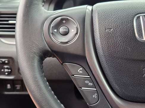 Used 2017 Honda Ridgeline RTL image 32
