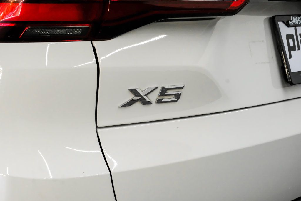Used 2019 BMW X5 xDrive40i w/ Executive Package AWD/4WD image 60