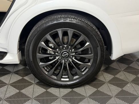 Used 2024 Nissan Armada Platinum w/ Captain's Chairs Package AWD/4WD image 21