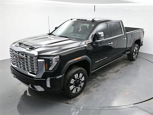 Used 2024 GMC Sierra 2500 Denali w/ Denali Reserve Package image 35