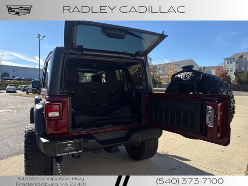 Used 2021 Jeep Wrangler Unlimited Islander image 12