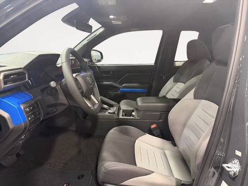 Used 2026 Toyota Tacoma SR5 RWD image 10