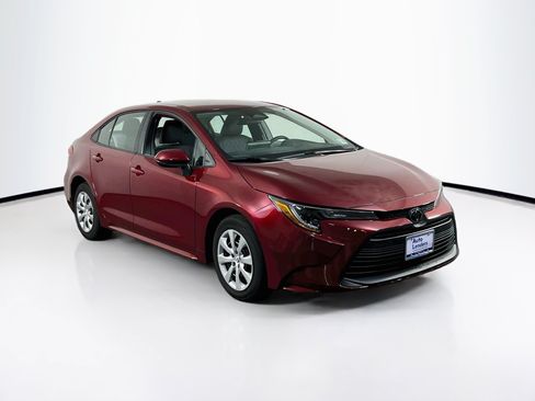 Used 2024 Toyota Corolla LE FWD image 3