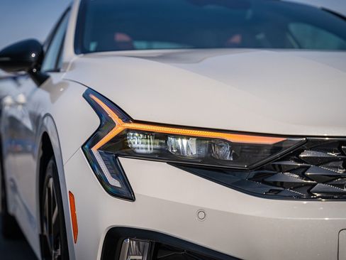 New 2026 Kia K5 GT-Line w/ GT-Line Premium Package FWD image 9