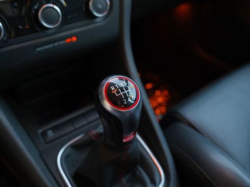 Used 2011 Volkswagen GTI 4-Door FWD image 26