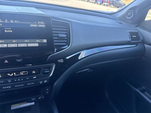 Used 2021 Honda Passport Elite image 13