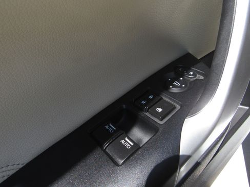 Used 2013 Honda Accord EX-L image 20