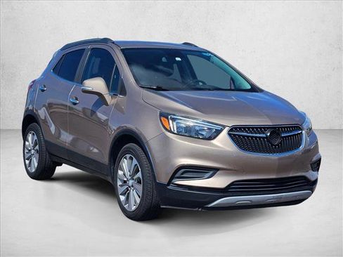 Used 2019 Buick Encore Preferred image 3
