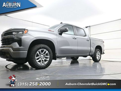 Used 2024 Chevrolet Silverado 1500 RST w/ Z71 Off-Road Package AWD/4WD image 21