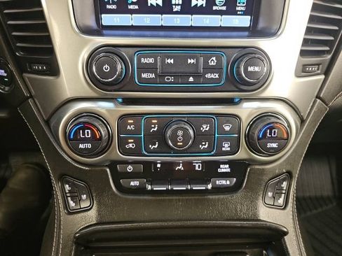 Used 2020 Chevrolet Tahoe Premier AWD/4WD image 23