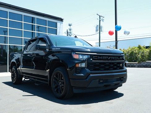 Used 2023 Chevrolet Silverado 1500 Custom RWD image 3